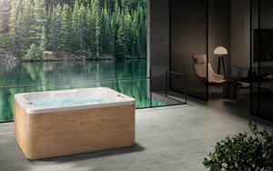 Albatros-Cosmopolitan-Pool.jpg